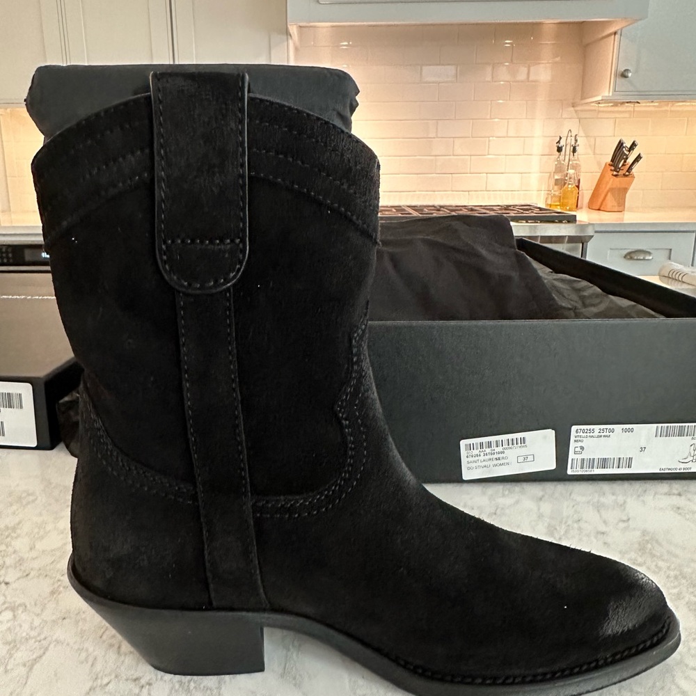 Saint Laurent Eastwood 45 Suede Boot